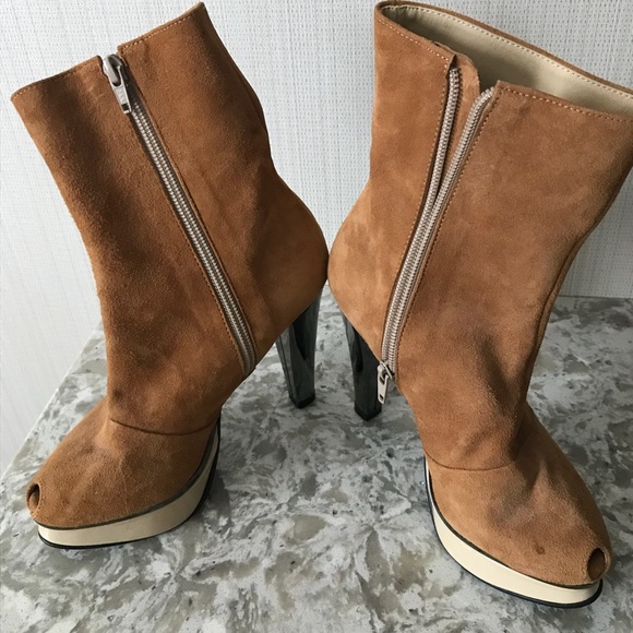 Size 4.5 Bootie Suede 5” Heel - Picture 3 of 8